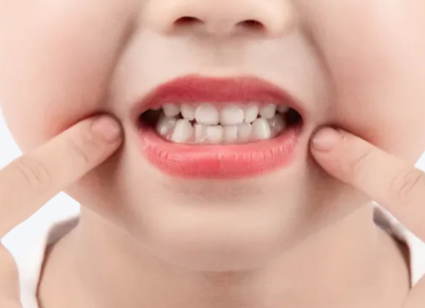 啄木鳥金牌護(hù)理師李明娟老師蒞臨惟德口腔授課交流